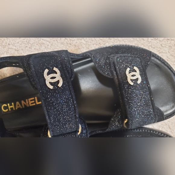 Chanel velcro dad sandal sz39. Full set. - Picture 3 of 5